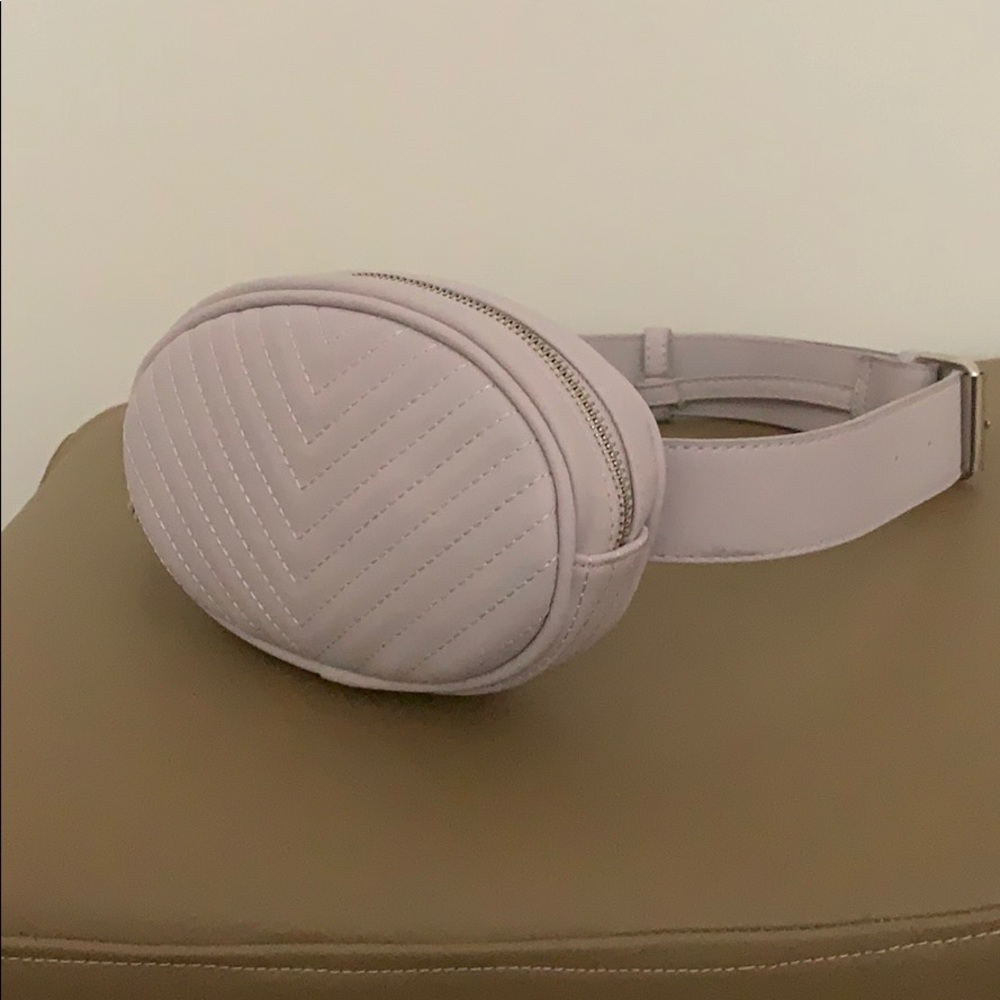 Waist satchel